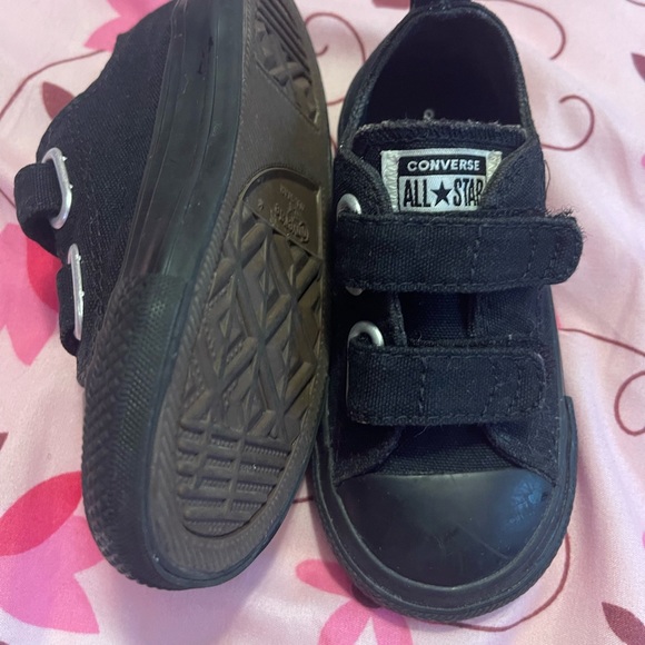 Chuck Taylor Converse All Stars Velcro All Black - Picture 4 of 6